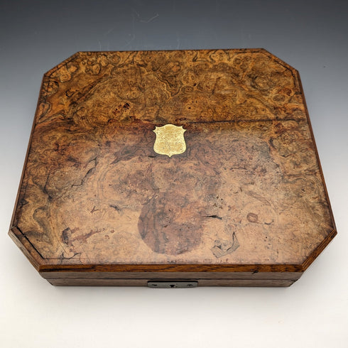 約 1860 年英國古董白色珍珠手柄餐具 12 對套裝 Walker & Hall